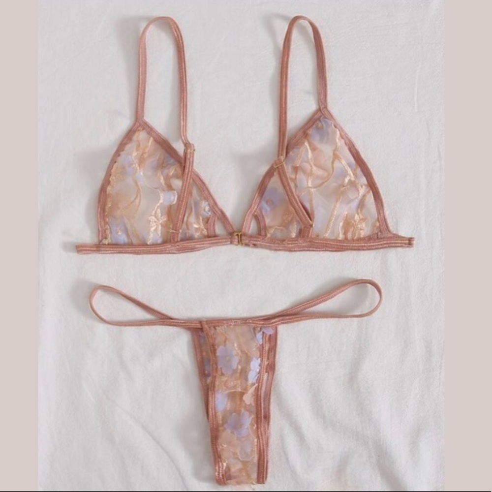 Lingerie set